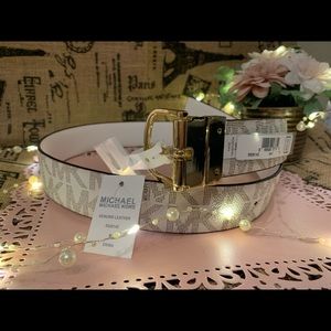 Michael Kors Reversible Logo belt